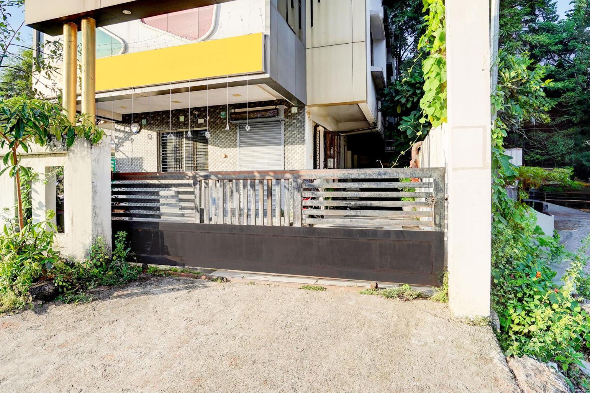 Super Hotel O Katol Road Friends Colony Nagpur Esterno foto